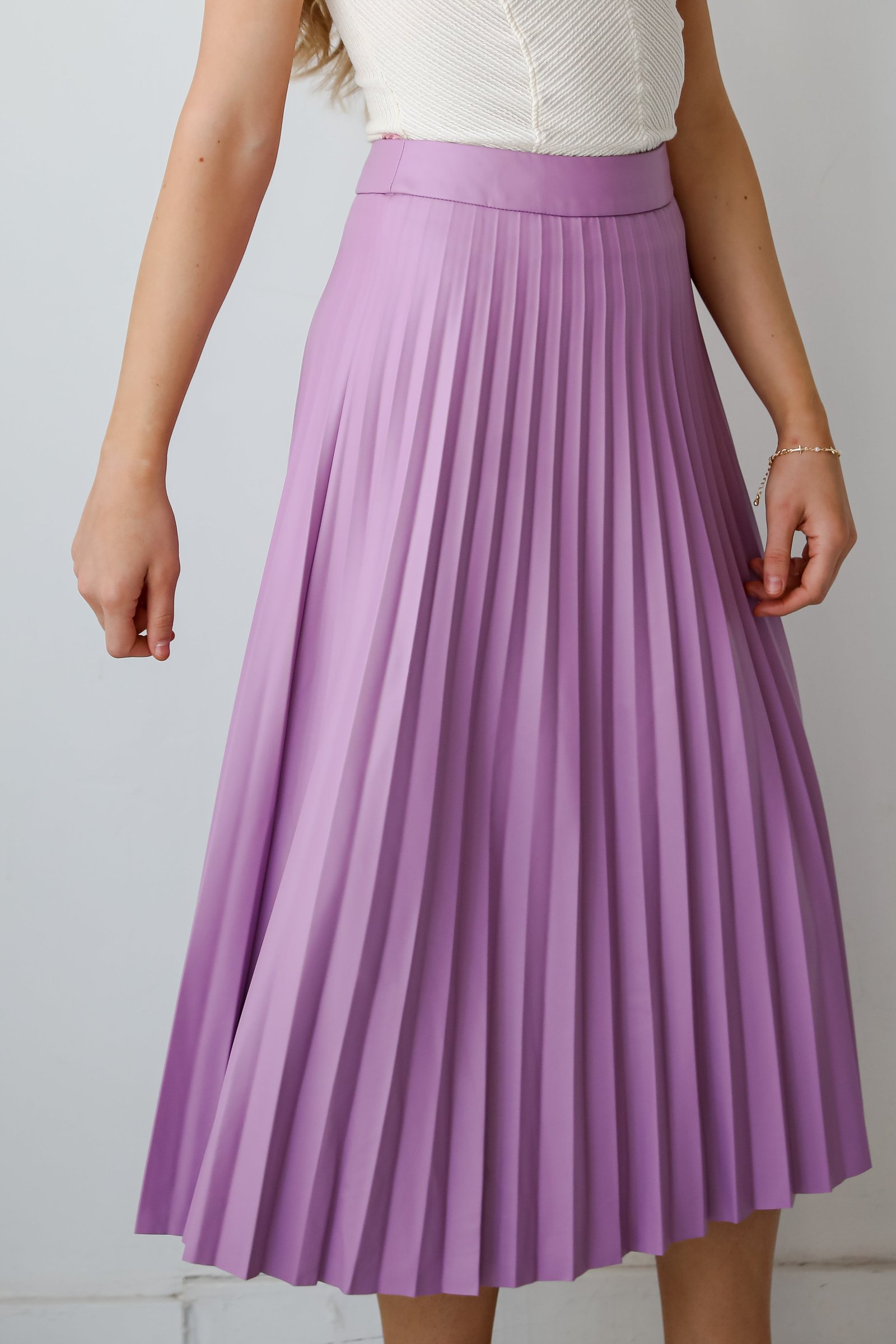 Trendy Ease Lavender Leather Pleated Midi Skirt MB12