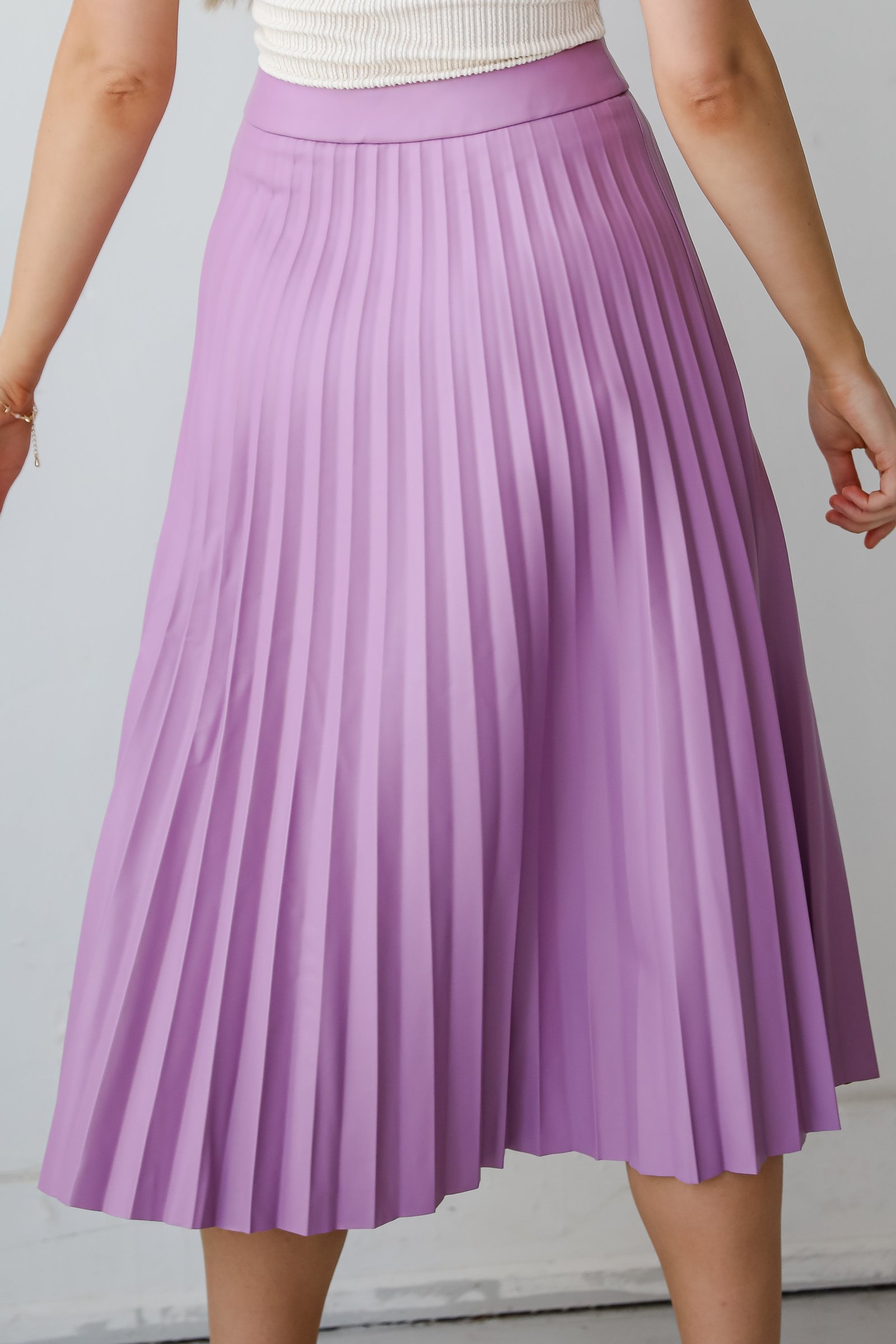 Trendy Ease Lavender Leather Pleated Midi Skirt MB12